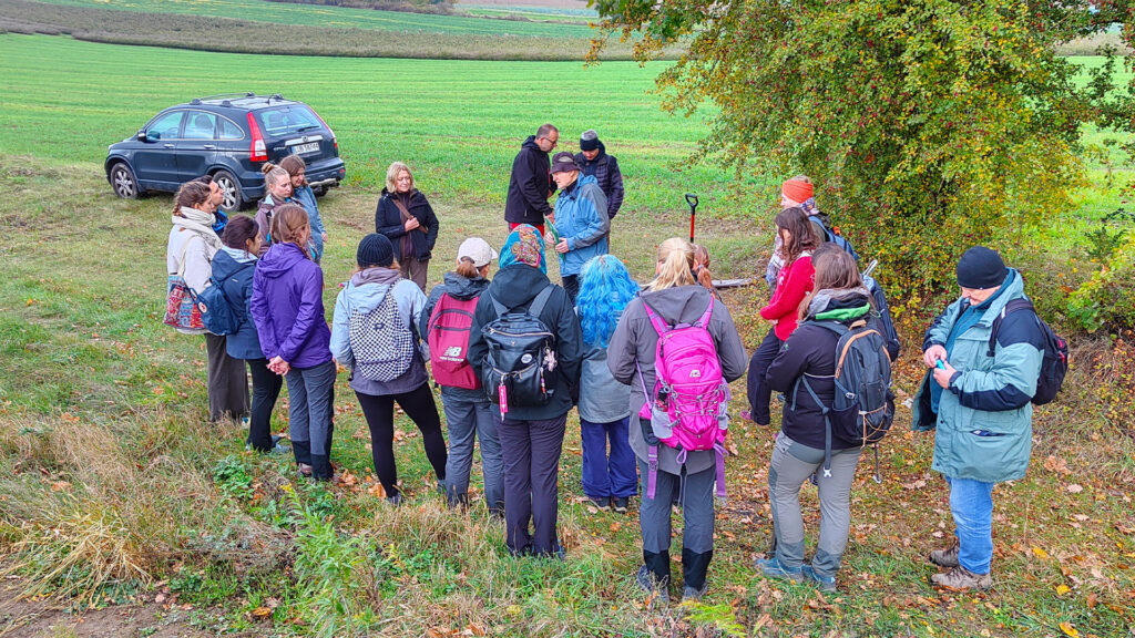 Zdjęcie grupowe uczestników XVII Warsztatów Młodych Geomorfologów